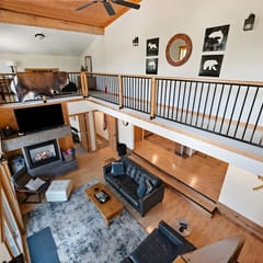Grizzly Trail Lodge