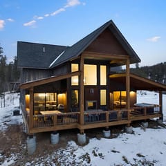 Cliffhanger-Sleeps 12-Hot tub-Skiing-Best views!