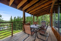Mountain Time - 4 bed 2 bath