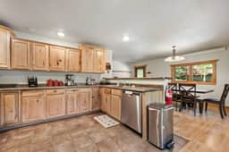 Grizzly Trail Lodge