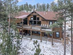 Lazy L Lodge