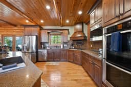 Elk View Retreat - Sleeps 30 - 13 Bedroom - Image 3