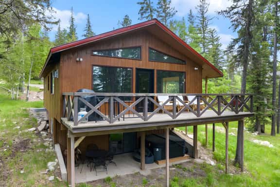 Shadow Pines Hideaway - Image 1