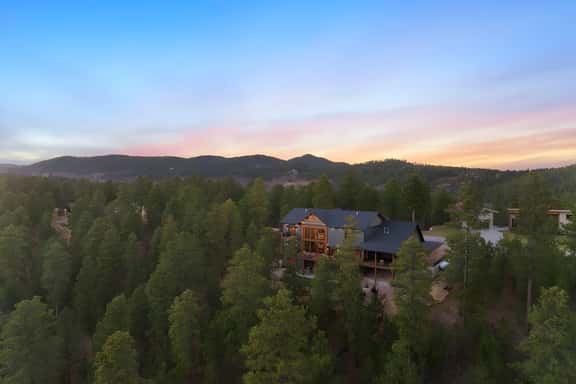 New 7 Bed 7 Bath - Life's A Hoot - Image 1