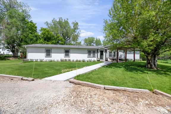 Creekside Corner w/ Hot Tub - Spearfish - Image 1