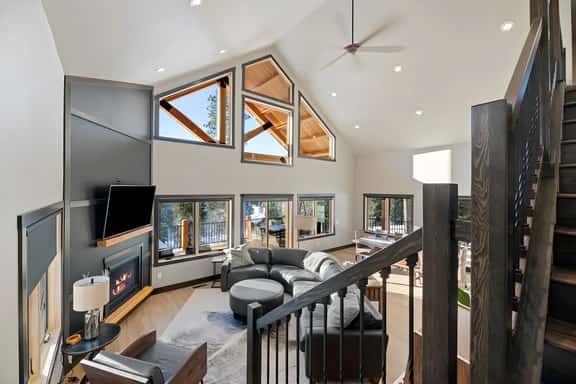 Valley Vista Retreat - New 5BR Cabin - Image 1