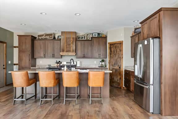 The Deadwood Lookout-Sleeps 22 - Image 1