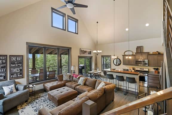 Mountain Time - 4 bed 2 bath