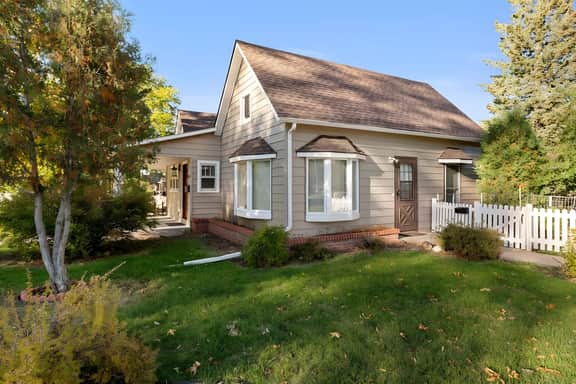 Downtown Spearfish Historic Home