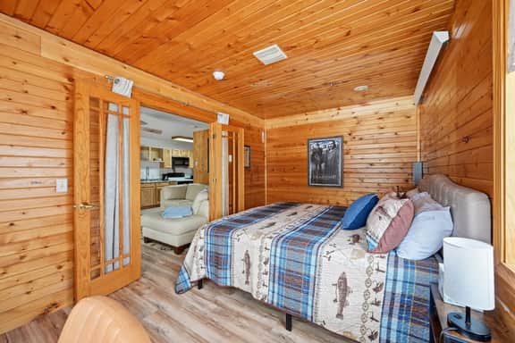 New! Legends Lane-2 Bed-4 Guests-Peaceful-Deadwood