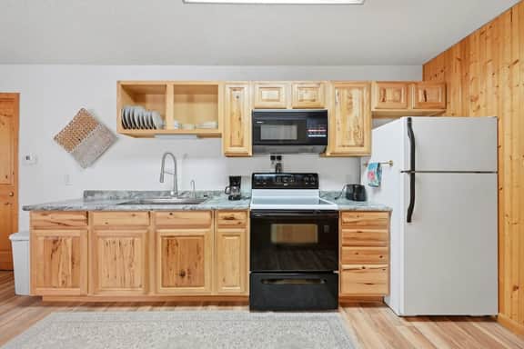 New! Legends Lane-2 Bed-4 Guests-Peaceful-Deadwood