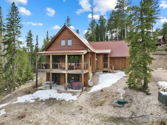 Mountain Time - 4 bed 2 bath