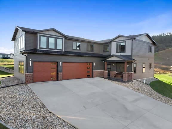 Luxe Spearfish 5 Bedroom Golf Course Home - The Luxe at Elkhorn