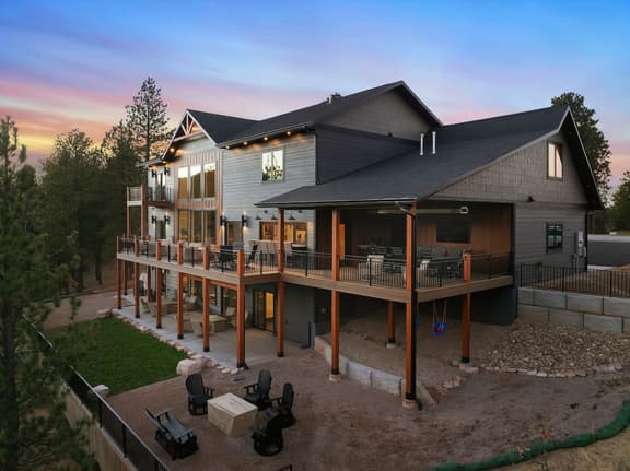 New 7 Bed 7 Bath - Life's A Hoot