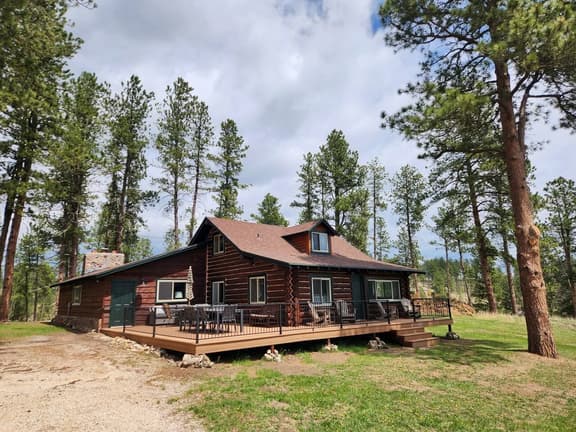 Refined Rustic: Pine Lodge + Private Bunkhouse